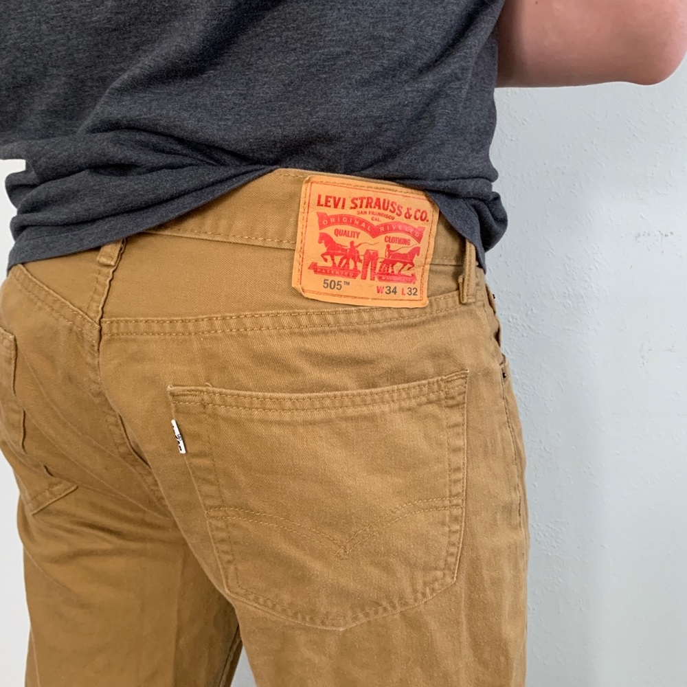 Men’s 505 Levi’s in Tan
